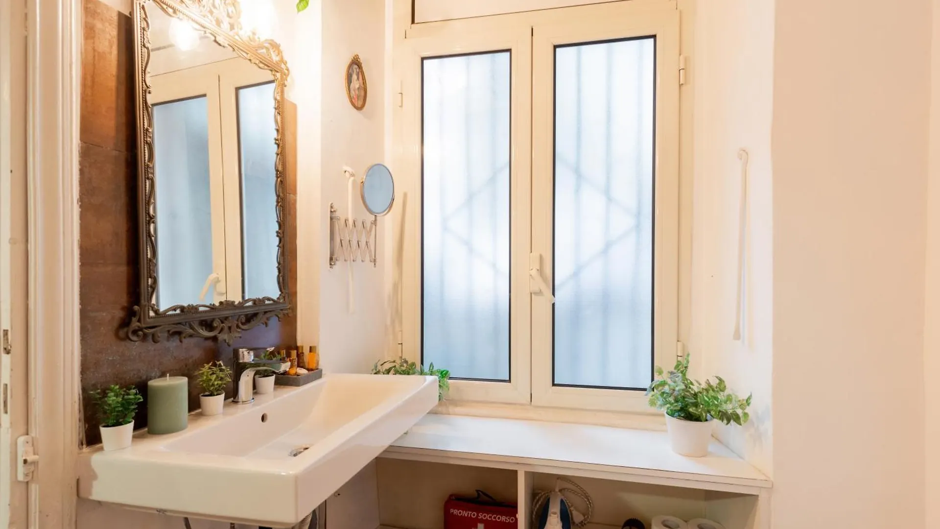 Studio Campo De' Fiori Rome Apartment